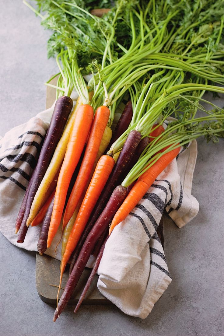 Rainbow carrots